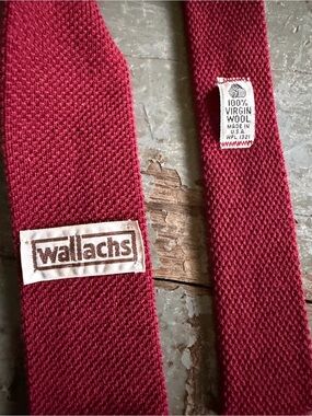 Wallachs Vintage Burgundy Men's 100% Virgin Wool Knit Tie